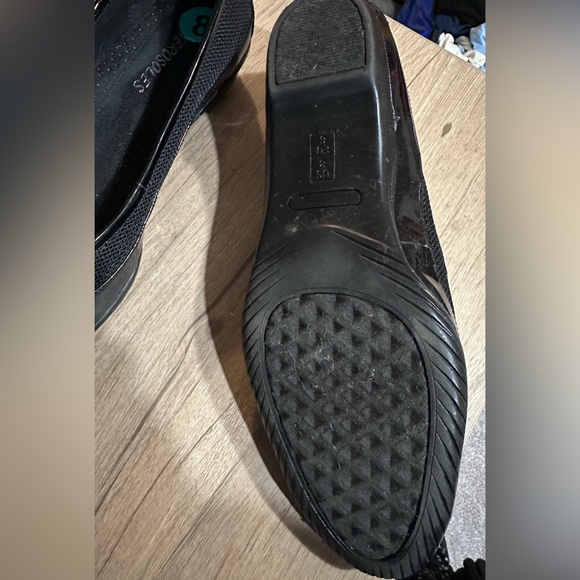 AEROSOLES Shoes - Aerosoles Black Flats